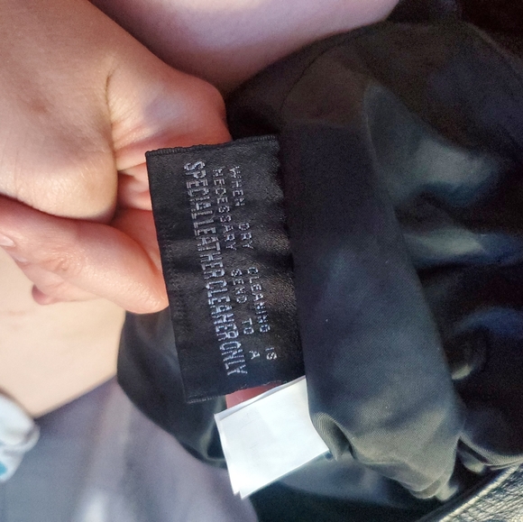 80s vintage CHIA, black leather, 3 tiered folded lace skirt. Size 4 - Picture 3 of 7